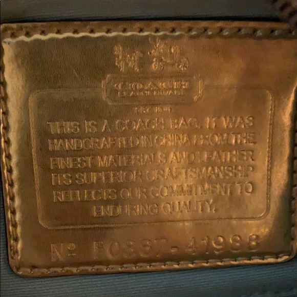 Coach Wristlet Clutch, Medium sized - Picture 3 of 4